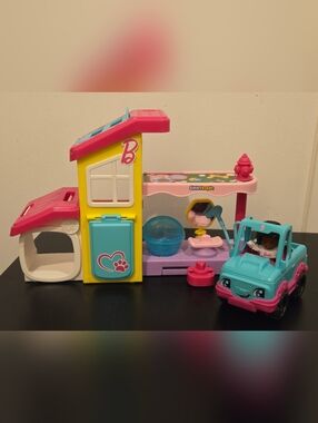Little People Barbie Play And Care Pet Spa Playset